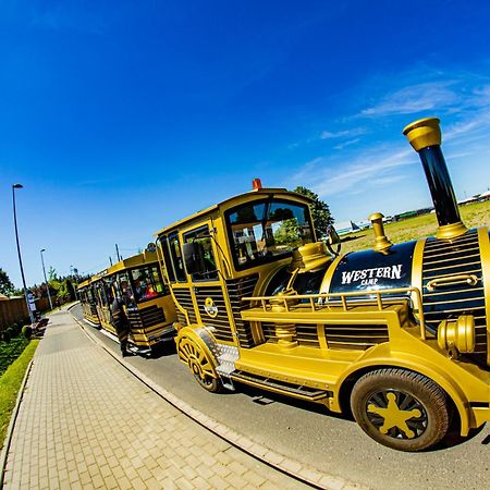 Western Camp Resort Zator Bagian luar foto