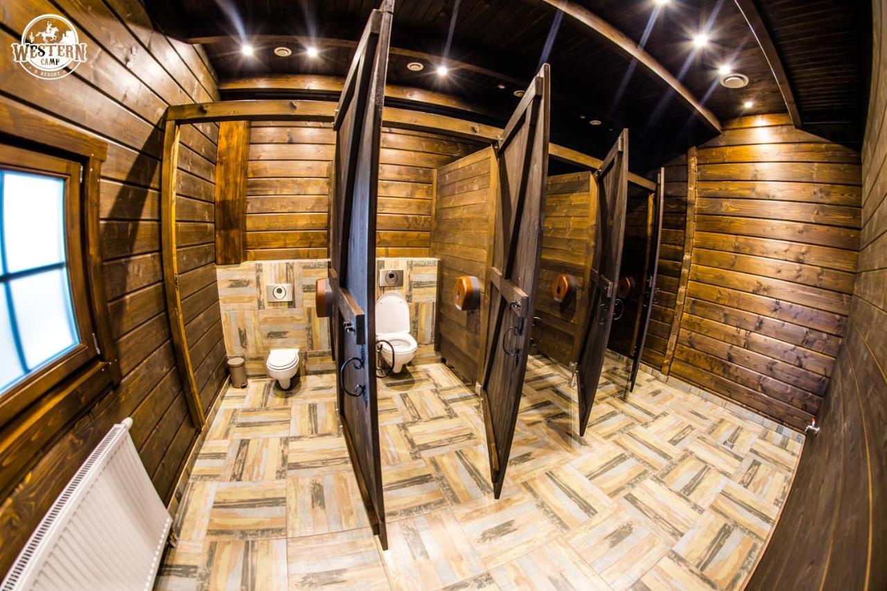 Western Camp Resort Zator Bagian luar foto