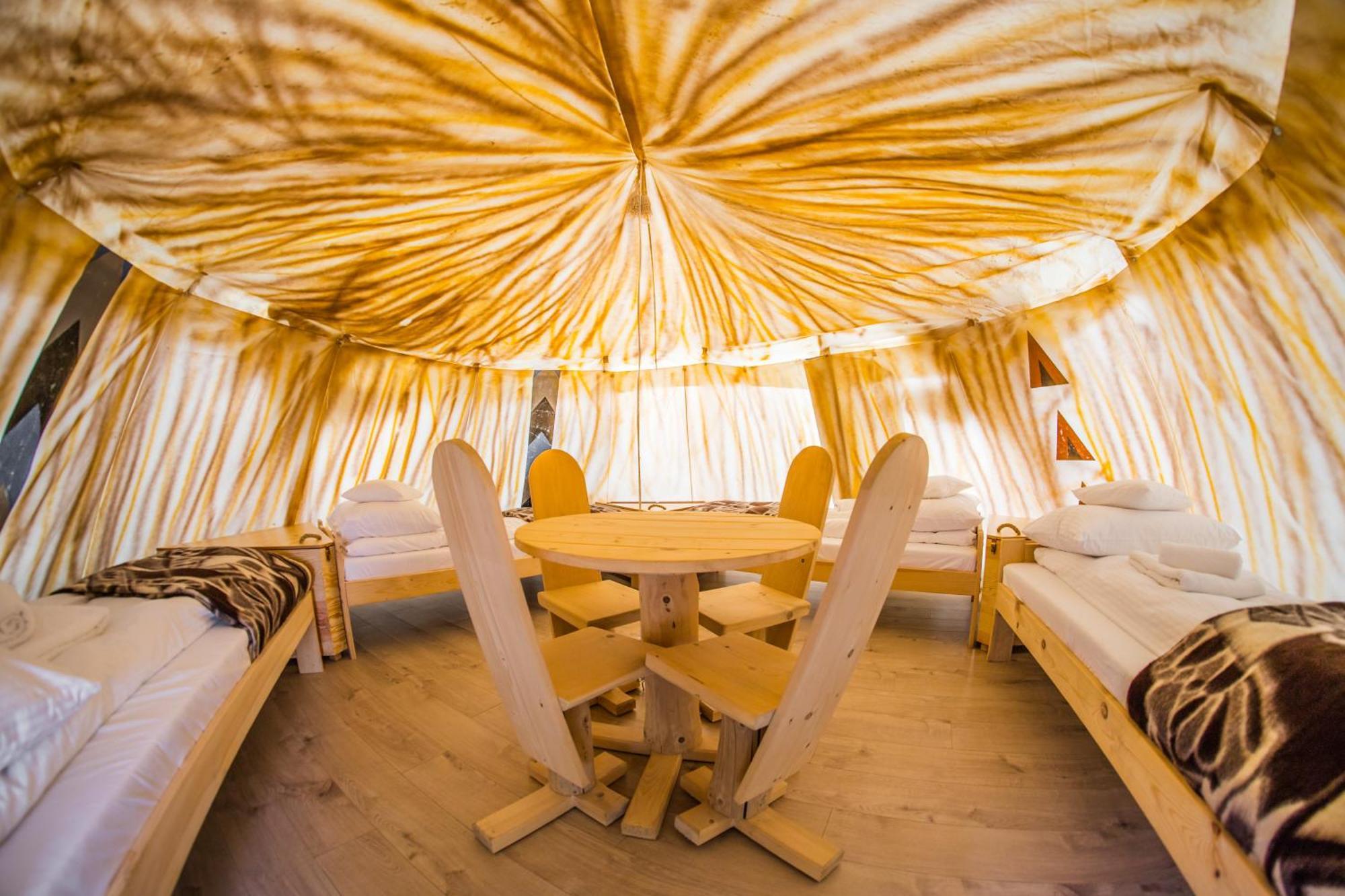 Western Camp Resort Zator Bagian luar foto